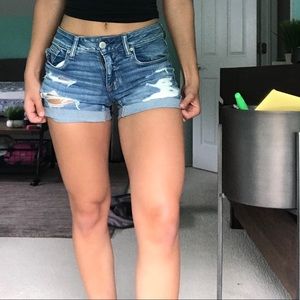 BRAND NEW American eagle shorts